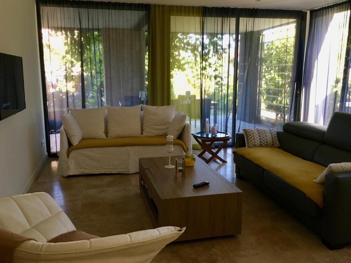 Apartamento A Casa Nera Porto Pollo Exterior foto