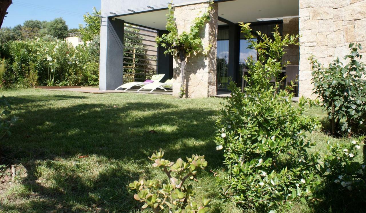 Apartamento A Casa Nera Porto Pollo Exterior foto